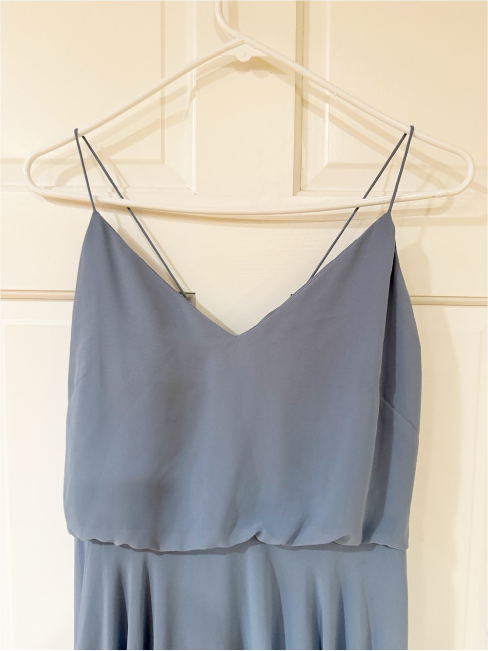 Jenny Yoo Collection Inesse Chiffon Gown | Dusty Blue | Size 10 - Picture 4 of 8